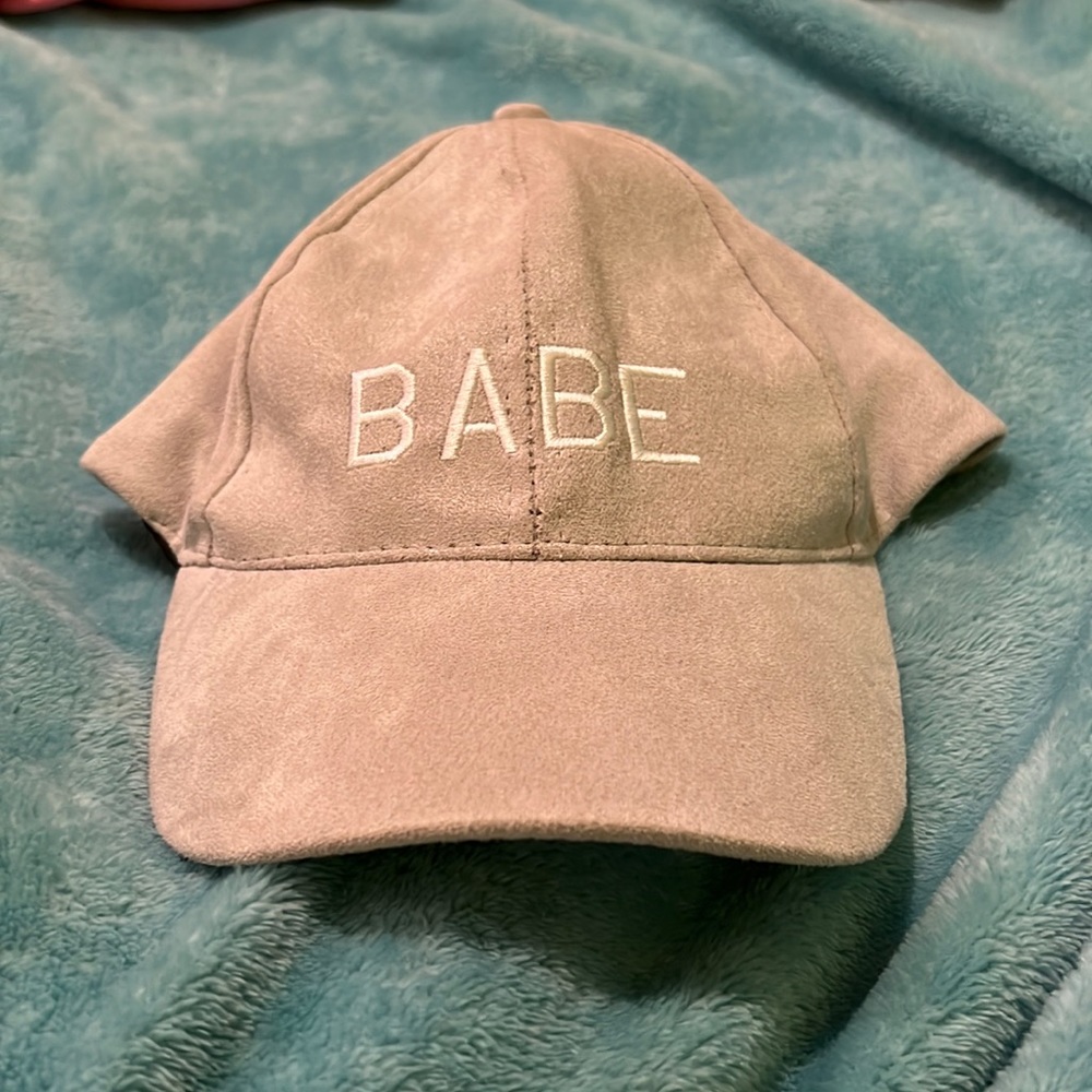 “BABE” Gray Hat From PINK